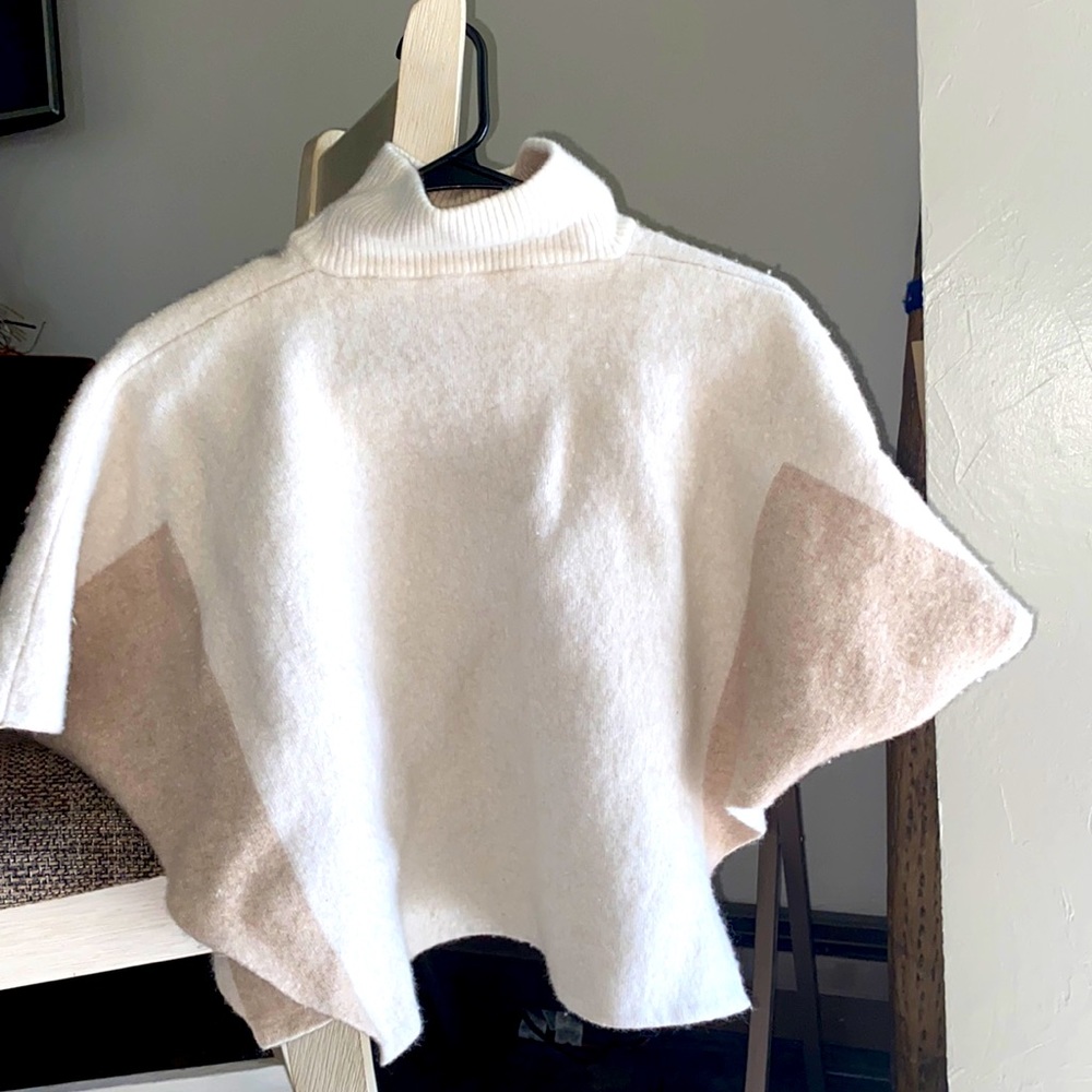 Cozy Overtop Shawl: No tag.